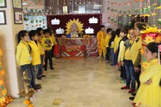 St. Mark's School, Meera Bagh - Budding Artists : Click to Enlarge