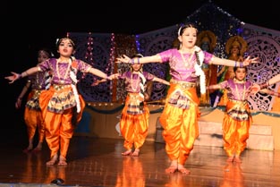 St. Mark's School, Meera Bagh - Ramayana Celebrations : Click to Enlarge