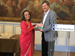 St. Mark's School, Meera Bagh - Our delegation visits France and Brussels : Click to Enlarge