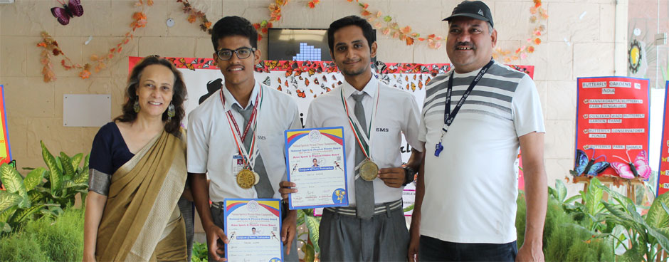 St. Mark's School, Meera Bagh - Kartik Kapoor, XII-B and Aryan Gupta, XI-D, qualify for Junior Asian Games after a spectacular performance at the National Athletics Championships : Click to Enlarge