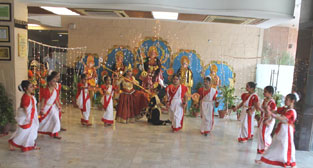St. Mark's School, Meera Bagh - Dussehra Celebrations in school : Click to Enlarge