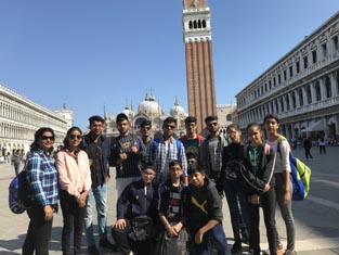 St. Mark's School, Meera Bagh - Students enjoy homestay in Salerno, Italy : Click to Enlarge