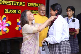 St. Mark's School, Meera Bagh - The new student council takes oath : Click to Enlarge