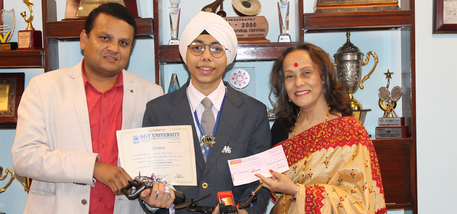 St. Mark's School, Meera Bagh - Manmeet Singh Tuteja, (XI-E), wins the Third Prize in the Drone Competition organised by SGT University : Click to Enlarge