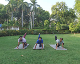 St. Mark's School, Meera Bagh - Fit India School Week observed virtually : Click to Enlarge