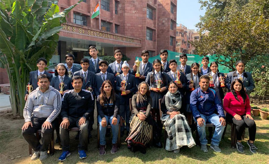 St. Mark's School, Meera Bagh - We win the overall championship trophy in sports : Click to Enlarge
