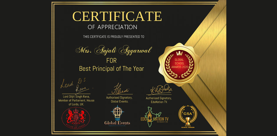 St. Mark's School, Meera Bagh - Principal, Ms. A. Aggarwal, honoured with Best Principal Award : Click to Enlarge