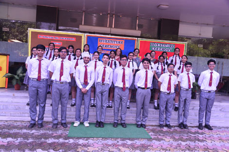 St. Mark's School, Meera Bagh - The newly elected members of the Student Council take the oath : Click to Enlarge