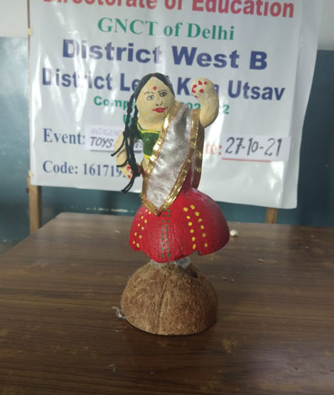 St. Mark's School, Meera Bagh - Swaraj Das of Class 9-A won the first prize in the competition ‘Indigenous Toy Making’ at the district level : Click to Enlarge