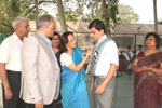 Director, Mrs. Anjali Aggarwal presenting the Badge to the School Head Boy ‘Jatin’