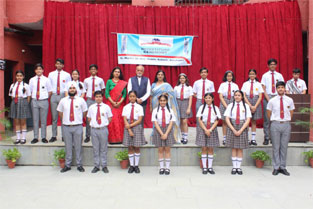 St. Mark's School, Janakpuri - Investiture Ceremony 2021-22 : Click to Enlarge