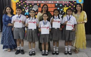 St. Marks Sr. Sec. Public School, Janakpuri - An English Poetry Recitation Competition was organized for the students of Classes l to V : Click to Enlarge