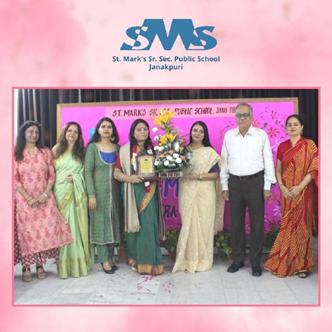 St. Marks Sr. Sec. Public School, Janakpuri - After serving our school for thirty-two years, our Primary Teacher Ms. Bindu Batra was bid a warm and hearty farewell : Click to Enlarge