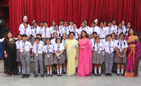 St. Marks Sr. Sec. Public School, Janakpuri - Insignia Ceremony : Click to Enlarge