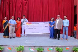 SMS, Janakpuri - The school contributed a cheque of Rs. 2,69,184/- for the S.O.S. Society : Click to Enlarge