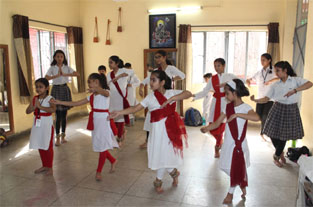 St. Mark's School, Janak Puri - Summer Camp Dance Workshop : Click to Enlarge