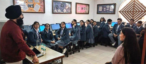 St. Mark's School, Janakpuri - An orientation session for the online tech learning programme IBM SkillsBuild was organised for the students of Classes VI to XI : Click to Enlarge