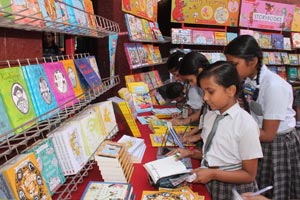 SMS, Janakpuri - Book Fair 2016 : Click to Enlarge