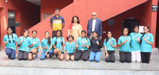 SMS Sr., Janakpuri - CBSE Handball Central Zone Championship : Click to Enlarge