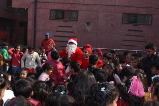 St. Mark's School, Janak Puri - Christmas Celebrations : Click to Enlarge
