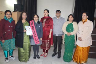 St. Mark's School, Janak Puri - Citation Ceremony for Class XII : Click to Enlarge