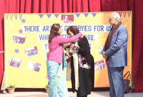 St. Mark's School, Janak Puri - We bid adieu to our dearest Principal Ms. Alka Kher, who has worked tirelessly for the last 37 years : Click to Enlarge