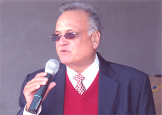 www.saintmarksschool.com : The Chairman, Mr. T. P. Aggarwal