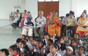 St. Mark's Girls School - Grand Parents Day : Click to Enlarge