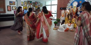 SMS, Girls School - Durga Puja Celebrations : Click to Enlarge