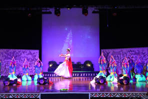 St. Mark's World School, Meera Bagh - Saptrishi Event: Finale Dance : Click to Enlarge