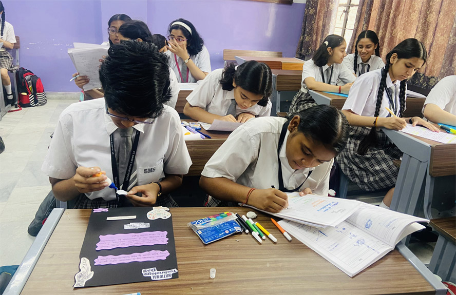 St.Marks World School Meera Bagh - National Technology Day : Click to Enlarge