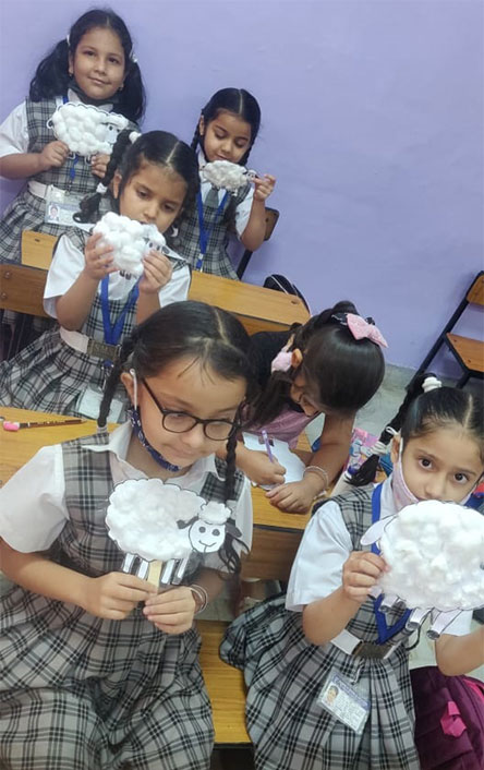 SMS Girls School, Meera Bagh - Farm Animal Activity by Class 1 : Click to Enlarge