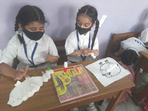 SMS Girls School, Meera Bagh - Farm Animal Activity by Class 1 : Click to Enlarge