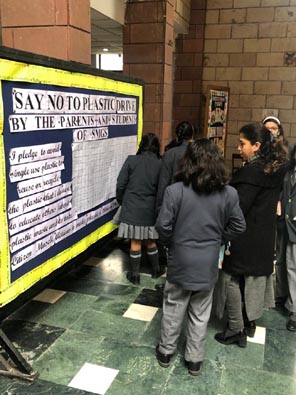 SMS Girls School, Meera Bagh - Say No to Plastic Drive during PTM : Click to Enlarge