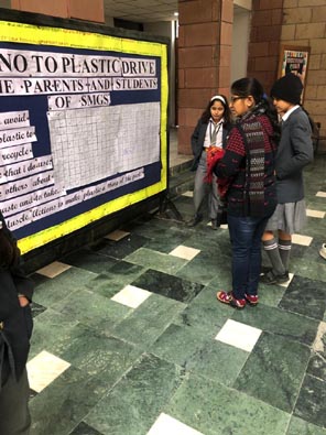 SMS Girls School, Meera Bagh - Say No to Plastic Drive during PTM : Click to Enlarge