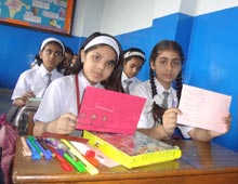 SMS, Girls School - Earth Day - Poster Card Maiking (Class IV) : Click to Enlarge