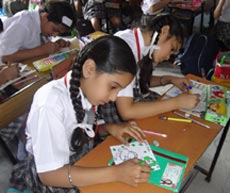 SMS, Girls School : Earth Day - Stamp Making (Class V) : Click to Enlarge