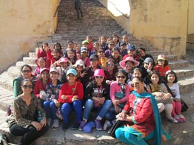 SMS Girls School - Trip to Jaipur (Class IV) : Click to Enlarge