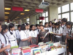 St. Mark's Girls School - A Visit to Alliance Française de Delhi : Click to Enlarge