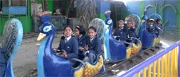 St. Mark's Girls School - Picnic to Fun 'n Food Village : Click to Enlarge