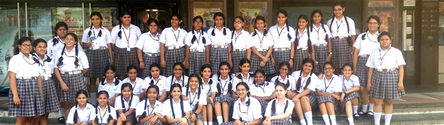 St. Mark's Girls School - Nil Battey Sannata At PVR : Click to Enlarge