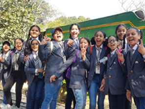 St. Mark's Girls School - Picnic to Kidzania for Class I : Click to Enlarge