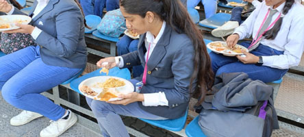 St. Mark's World School - Picnic for Class XII : Click to Enlarge