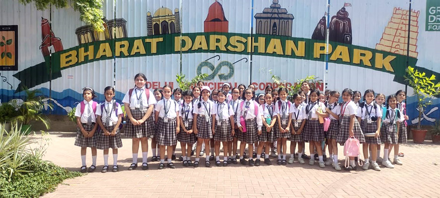 St. Mark's World School - A visit to Bharat Darshan Park : Click to Enlarge