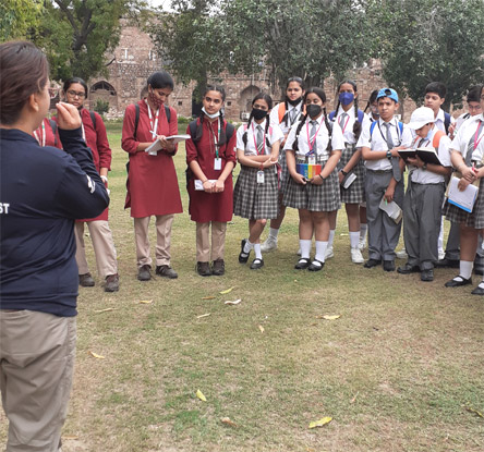 St. Mark's World School - A visit to Purana Qila : Click to Enlarge