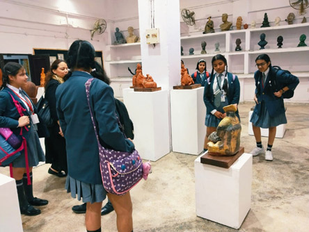 St.Marks World School Meera Bagh - Visit to College of Arts : Click to Enlarge