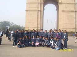 SMS, Girls School - Dilli Darshan : Click to Enlarge