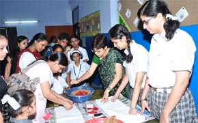 SMS Girls School - Art Exhibition : Click to Enlarge