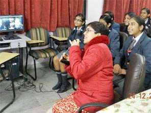 St. Mark's Girls School, Meera Bagh - Video Conference with Experimental Senior Secondary School, Vietnam : Click to Enlarge