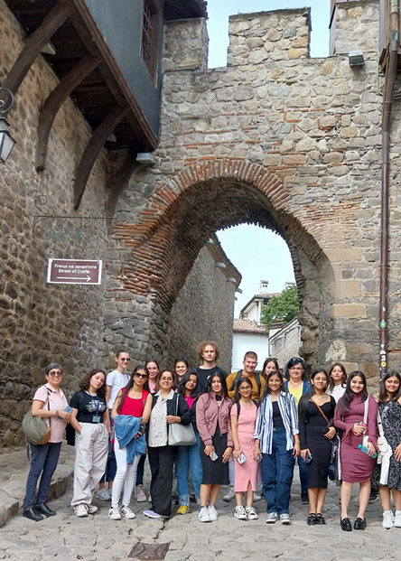 St. Mark's World School, Meera Bagh - Cultural Exchange Programme: BULGARIA DIARIES : Click to Enlarge